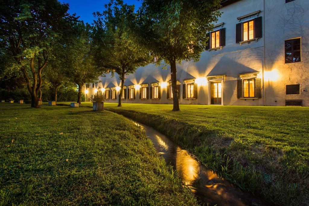 Апартаменты Palazzo Barbo Pumenengo Экстерьер фото